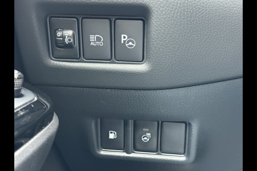 Toyota C-HR 2.0 Hybrid Team D | CarPlay | Camera | ACC | LED | DAB+ | Keyless | 18 inch