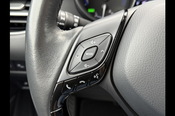 Toyota C-HR 2.0 Hybrid Team D | CarPlay | Camera | ACC | LED | DAB+ | Keyless | 18 inch