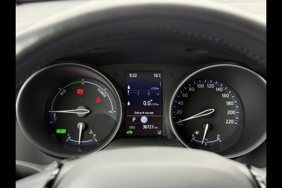 Toyota C-HR 2.0 Hybrid Team D | CarPlay | Camera | ACC | LED | DAB+ | Keyless | 18 inch