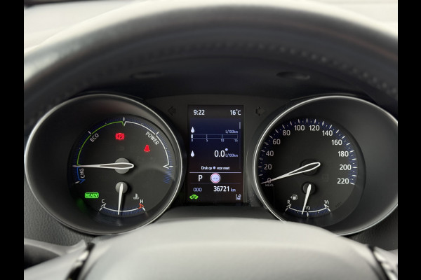 Toyota C-HR 2.0 Hybrid Team D | CarPlay | Camera | ACC | LED | DAB+ | Keyless | 18 inch