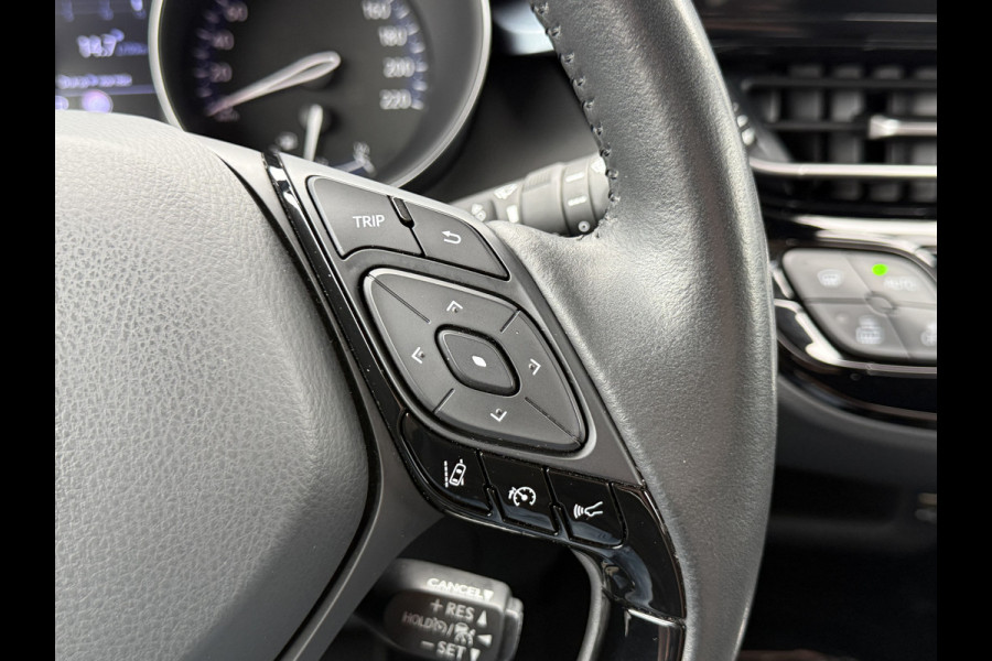 Toyota C-HR 2.0 Hybrid Team D | CarPlay | Camera | ACC | LED | DAB+ | Keyless | 18 inch