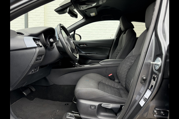 Toyota C-HR 2.0 Hybrid Team D | CarPlay | Camera | ACC | LED | DAB+ | Keyless | 18 inch