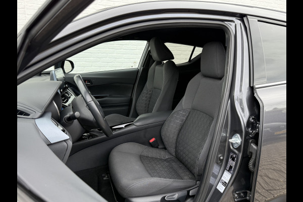 Toyota C-HR 2.0 Hybrid Team D | CarPlay | Camera | ACC | LED | DAB+ | Keyless | 18 inch