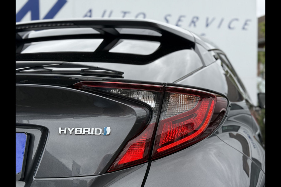 Toyota C-HR 2.0 Hybrid Team D | CarPlay | Camera | ACC | LED | DAB+ | Keyless | 18 inch