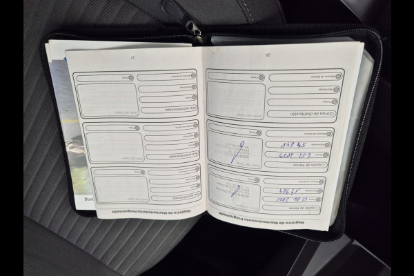 Ford C-MAX 1.5 Titanium Automaat Navigatie/Camera,parkeersensoren,stoel/ruit/stuurverwarming,