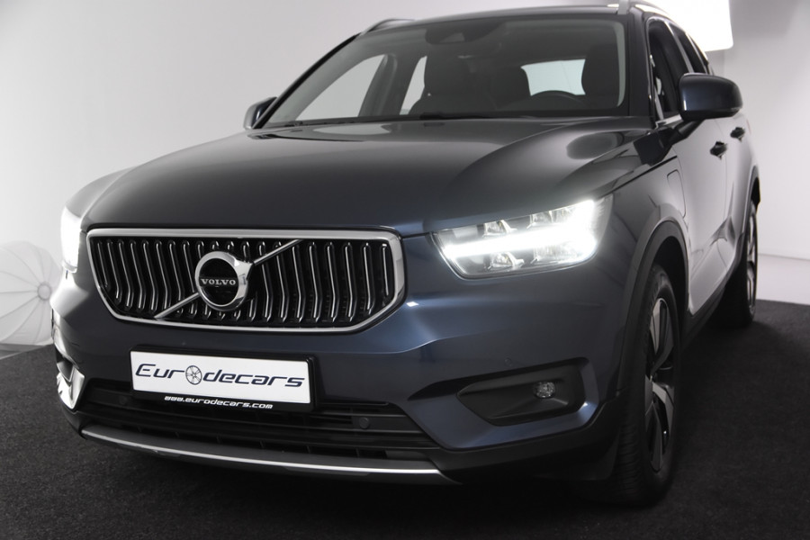 Volvo XC40 1.5 T4 Recharge Inscription *1ste eigenaar*Stoelverwarming*Navigatie*
