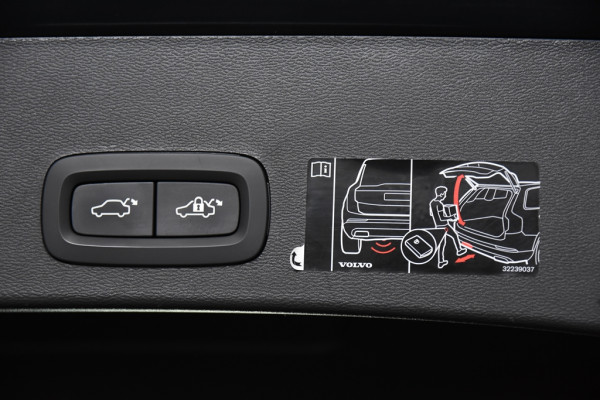 Volvo XC40 1.5 T4 Recharge Inscription *1ste eigenaar*Stoelverwarming*Navigatie*