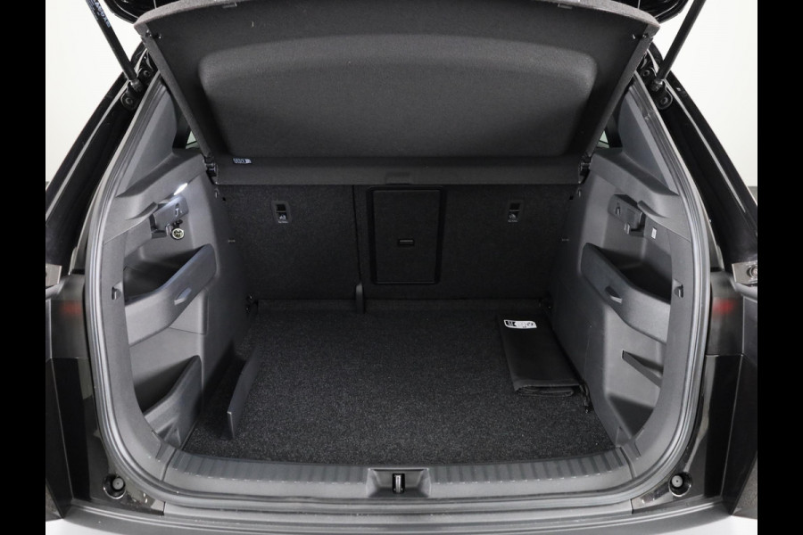 Škoda Elroq 60 Sportline 204 pk | 20 inch | Bind Spot | Cruise Control | Camera | Cruise Control |