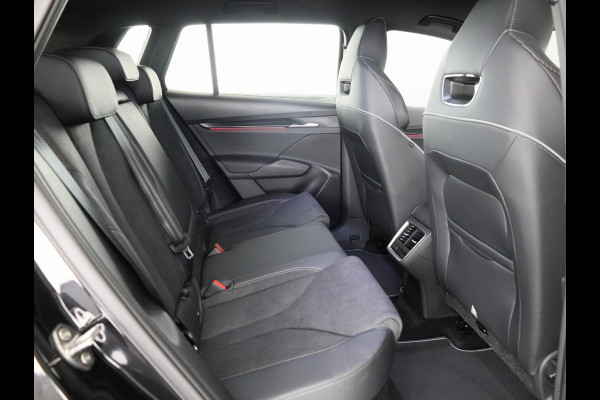 Škoda Elroq 60 Sportline 204 pk | 20 inch | Bind Spot | Cruise Control | Camera | Cruise Control |
