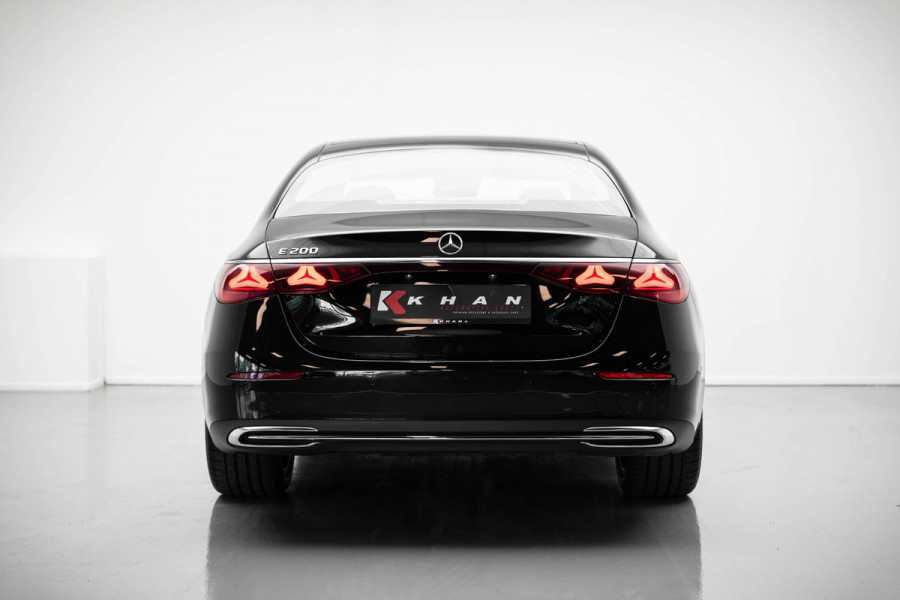 Mercedes-Benz E-Klasse E200 Luxury Line |Panorama|Ambient|Dodehoek|Camera|