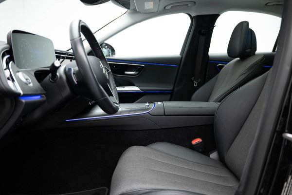 Mercedes-Benz E-Klasse E200 Luxury Line |Panorama|Ambient|Dodehoek|Camera|