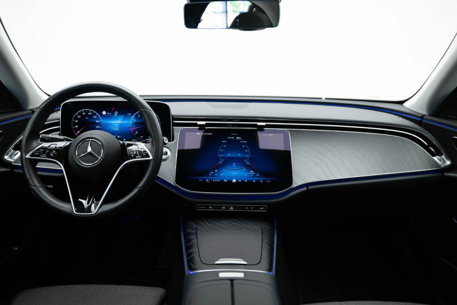 Mercedes-Benz E-Klasse E200 Luxury Line |Panorama|Ambient|Dodehoek|Camera|