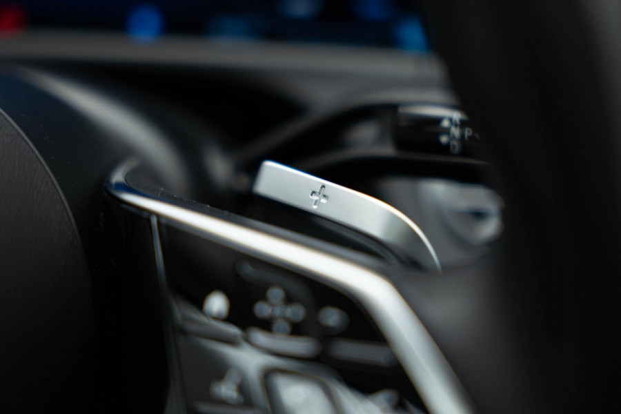 Mercedes-Benz E-Klasse E200 Luxury Line |Panorama|Ambient|Dodehoek|Camera|