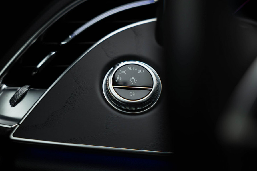 Mercedes-Benz E-Klasse E200 Luxury Line |Panorama|Ambient|Dodehoek|Camera|
