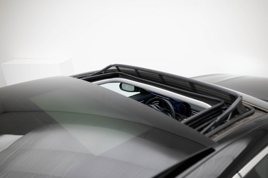 Mercedes-Benz E-Klasse E200 Luxury Line |Panorama|Ambient|Dodehoek|Camera|