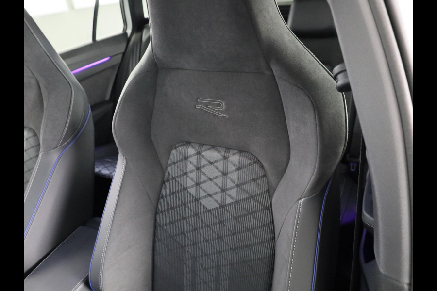 Volkswagen GOLF Variant R-Line-Edition 1.5 eTSI 85 kW / 116 pk Variant 7 v ersn. DSG