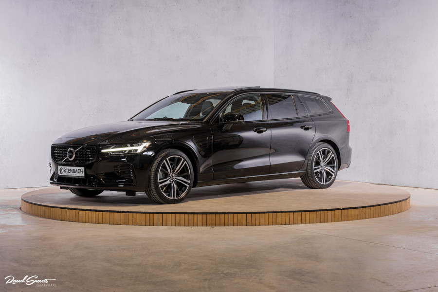 Volvo V60 2.0 T6 Plug-in hybrid AWD Plus Dark | Long range | Panorama dak | Bowers&Wilkins | Memory | stoel verkoeling |