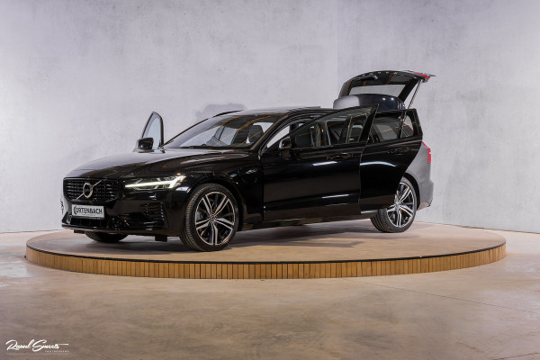 Volvo V60 2.0 T6 Plug-in hybrid AWD Plus Dark | Long range | Panorama dak | Bowers&Wilkins | Memory | stoel verkoeling |