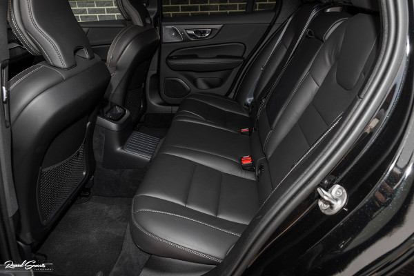 Volvo V60 2.0 T6 Plug-in hybrid AWD Plus Dark | Long range | Panorama dak | Bowers&Wilkins | Memory | stoel verkoeling |