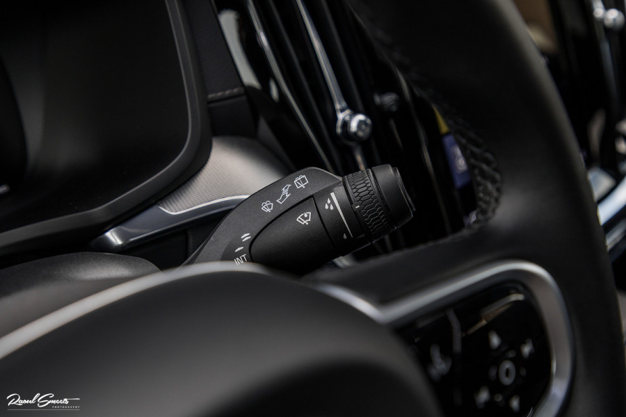 Volvo V60 2.0 T6 Plug-in hybrid AWD Plus Dark | Long range | Panorama dak | Bowers&Wilkins | Memory | stoel verkoeling |