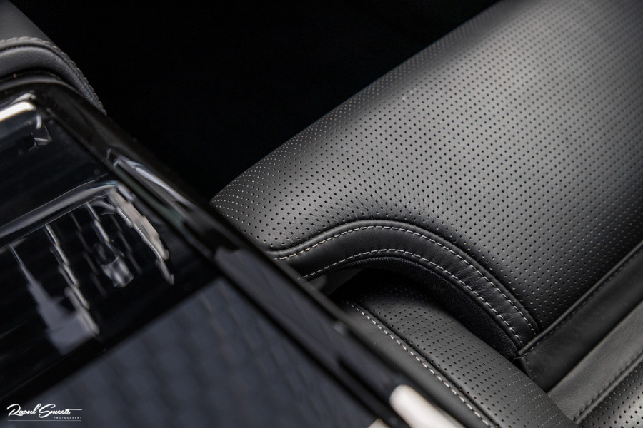 Volvo V60 2.0 T6 Plug-in hybrid AWD Plus Dark | Long range | Panorama dak | Bowers&Wilkins | Memory | stoel verkoeling |