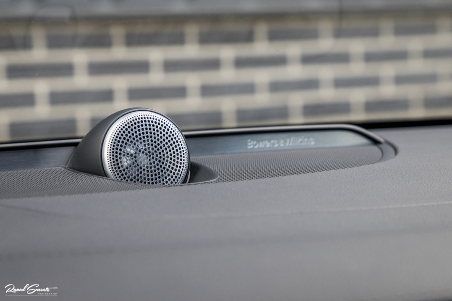 Volvo V60 2.0 T6 Plug-in hybrid AWD Plus Dark | Long range | Panorama dak | Bowers&Wilkins | Memory | stoel verkoeling |
