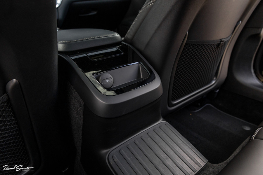 Volvo V60 2.0 T6 Plug-in hybrid AWD Plus Dark | Long range | Panorama dak | Bowers&Wilkins | Memory | stoel verkoeling |