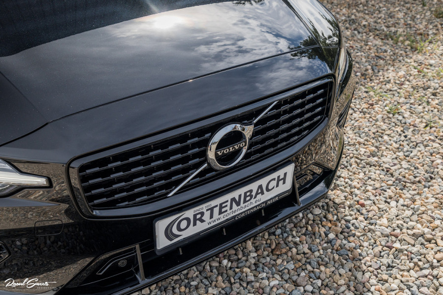 Volvo V60 2.0 T6 Plug-in hybrid AWD Plus Dark | Long range | Panorama dak | Bowers&Wilkins | Memory | stoel verkoeling |