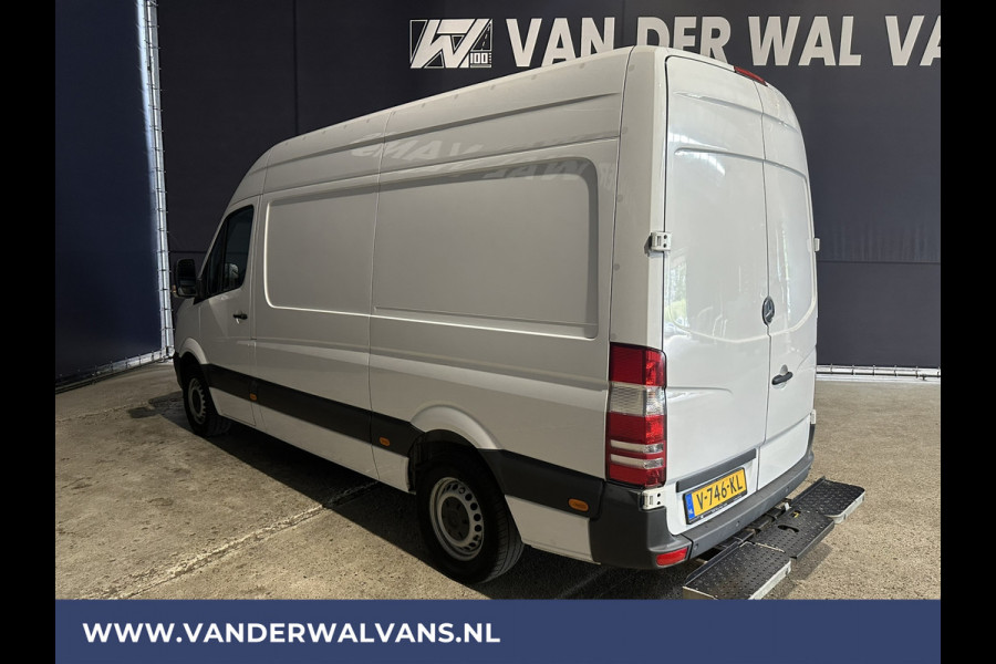 Mercedes-Benz Sprinter 316 CDI 163pk L2H2 Euro6 Airco | Cruisecontrol | 2800kg Trekhaak Parkeersensoren