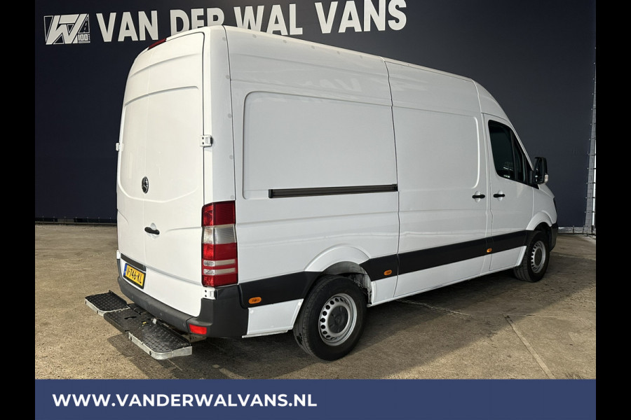 Mercedes-Benz Sprinter 316 CDI 163pk L2H2 Euro6 Airco | Cruisecontrol | 2800kg Trekhaak Parkeersensoren