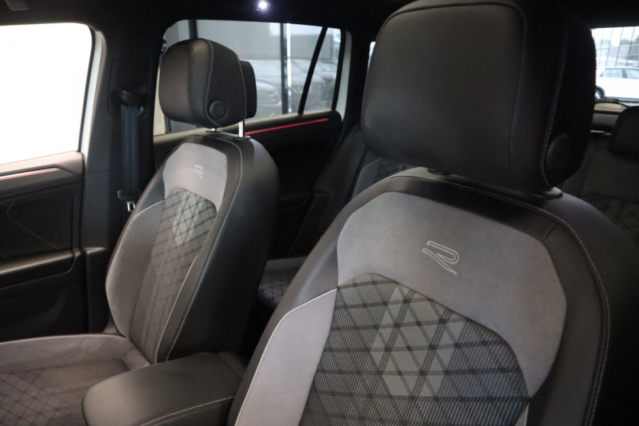 Volkswagen Tiguan 1.5 TSI R-Line Business+ BlackStyle Panoramadak IQ-light Harman/Kardon