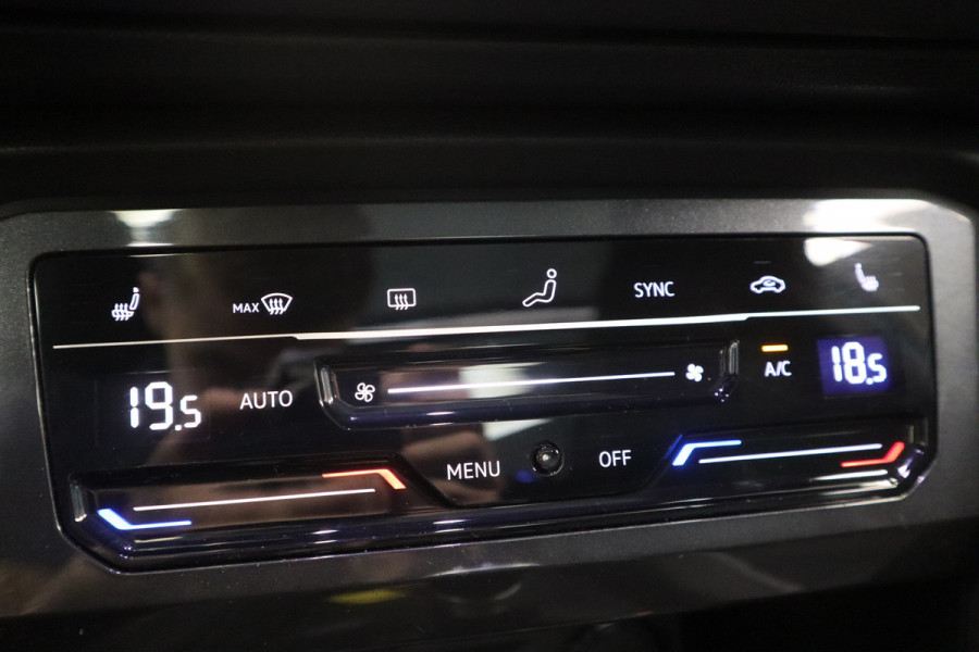 Volkswagen Tiguan 1.5 TSI R-Line Business+ BlackStyle Panoramadak IQ-light Harman/Kardon