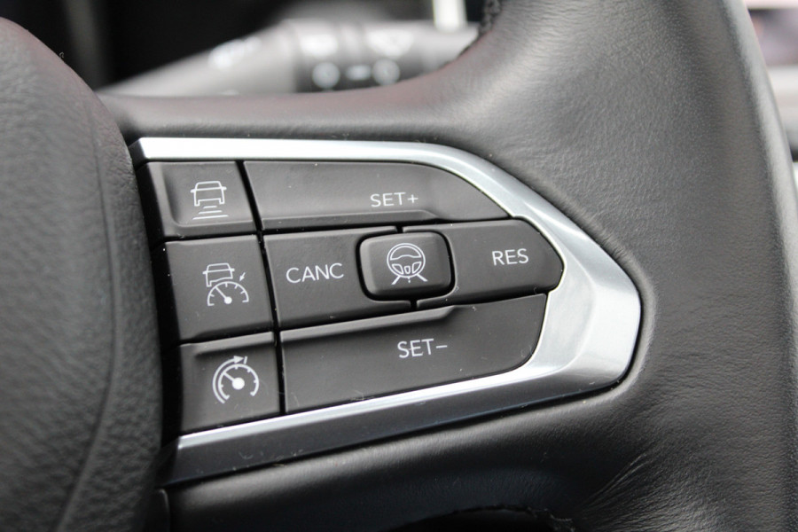 Jeep Compass 4xe 190 Plug-in Hybrid Electric Limited | Panoramadak | LED | Stoel/stuur verwarming Trekhaak | Rijdende auto niet altijd aanwezig