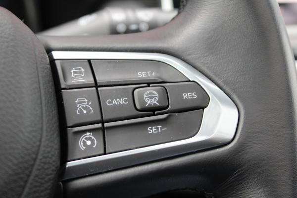 Jeep Compass 4xe 190 Plug-in Hybrid Electric Limited | Panoramadak | LED | Stoel/stuur verwarming Trekhaak | Rijdende auto niet altijd aanwezig