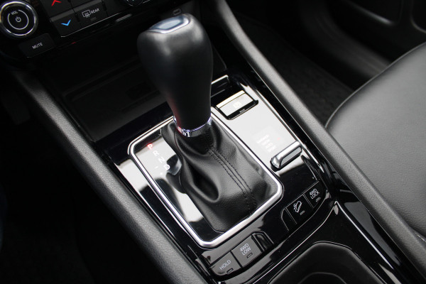 Jeep Compass 4xe 190 Plug-in Hybrid Electric Limited | Panoramadak | LED | Stoel/stuur verwarming Trekhaak | Rijdende auto niet altijd aanwezig