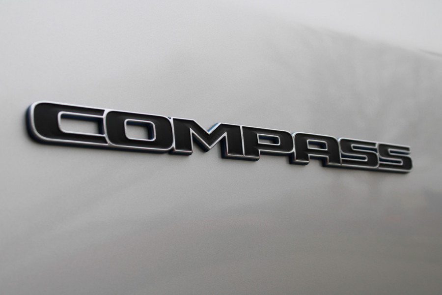 Jeep Compass 4xe 190 Plug-in Hybrid Electric Limited | Panoramadak | LED | Stoel/stuur verwarming Trekhaak | Rijdende auto niet altijd aanwezig