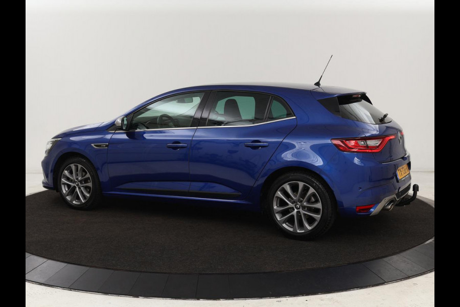 Renault Mégane 1.3 TCe GT-Line | Stoelverwarming | Head-Up | Camera | Trekhaak | Sportstoelen | Navigatie | Park Assist | Full LED | Keyless