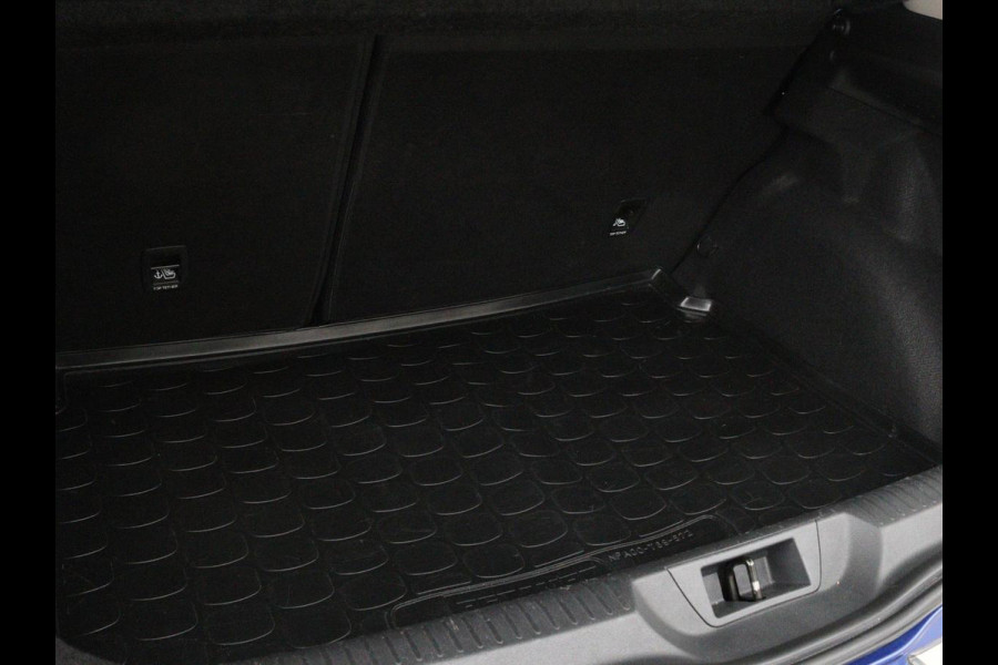Renault Mégane 1.3 TCe GT-Line | Stoelverwarming | Head-Up | Camera | Trekhaak | Sportstoelen | Navigatie | Park Assist | Full LED | Keyless