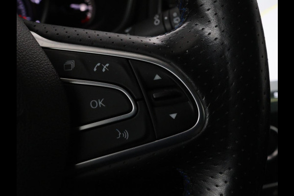 Renault Mégane 1.3 TCe GT-Line | Stoelverwarming | Head-Up | Camera | Trekhaak | Sportstoelen | Navigatie | Park Assist | Full LED | Keyless