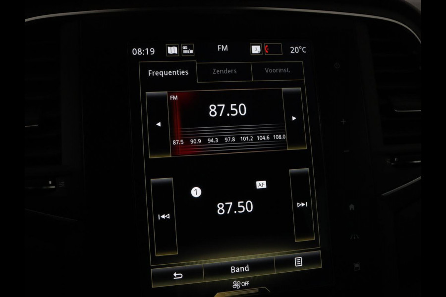 Renault Mégane 1.3 TCe GT-Line | Stoelverwarming | Head-Up | Camera | Trekhaak | Sportstoelen | Navigatie | Park Assist | Full LED | Keyless