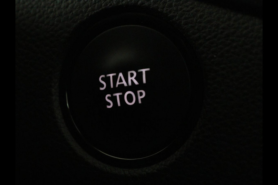 Renault Mégane 1.3 TCe GT-Line | Stoelverwarming | Head-Up | Camera | Trekhaak | Sportstoelen | Navigatie | Park Assist | Full LED | Keyless