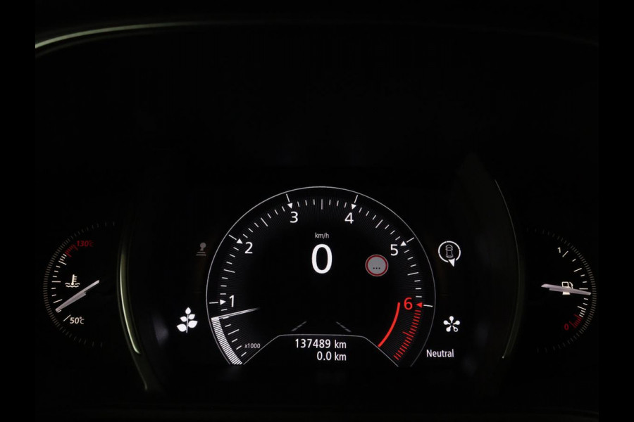 Renault Mégane 1.3 TCe GT-Line | Stoelverwarming | Head-Up | Camera | Trekhaak | Sportstoelen | Navigatie | Park Assist | Full LED | Keyless
