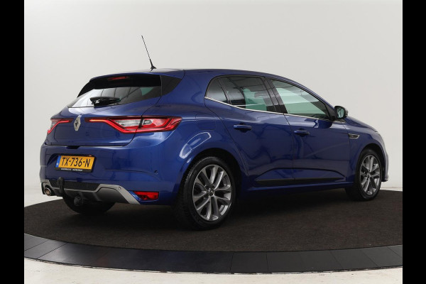 Renault Mégane 1.3 TCe GT-Line | Stoelverwarming | Head-Up | Camera | Trekhaak | Sportstoelen | Navigatie | Park Assist | Full LED | Keyless