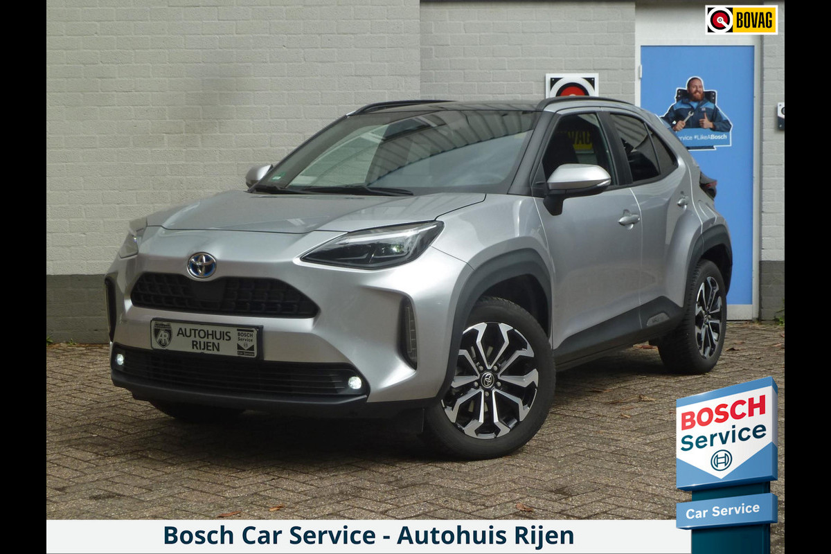 Toyota Yaris Cross 1.5 Hybrid AWD|Panodak|Head-Up|Keyless-Entry|Trekhaak|Stoel/Stuurverwarming|Camera|22.500km Toyota Yaris Cross 1.5 Hybrid AWD|Panodak|Head-Up|Keyless-Entry|Trekhaak|Stoel/Stuurverwarming|Camera|22.500km