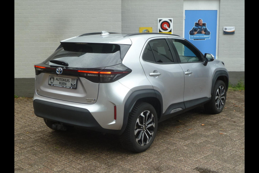 Toyota Yaris Cross 1.5 Hybrid AWD|Panodak|Head-Up|Keyless-Entry|Trekhaak|Stoel/Stuurverwarming|Camera|22.500km