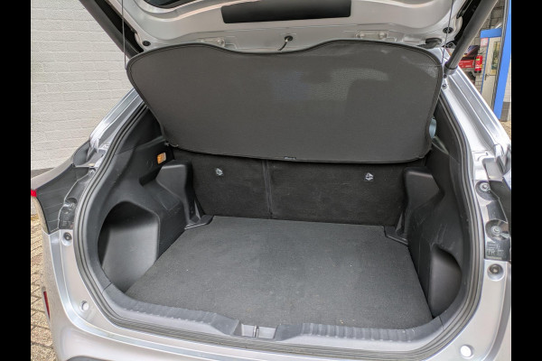 Toyota Yaris Cross 1.5 Hybrid AWD|Panodak|Head-Up|Keyless-Entry|Trekhaak|Stoel/Stuurverwarming|Camera|22.500km