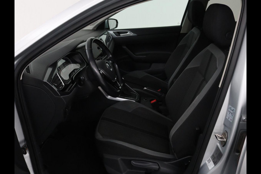 Volkswagen Polo 1.0 TSI R Line | Panoramadak | Stoelverwarming | Adaptive cruise | Climate control | Park Assist | Carplay | Navigatie