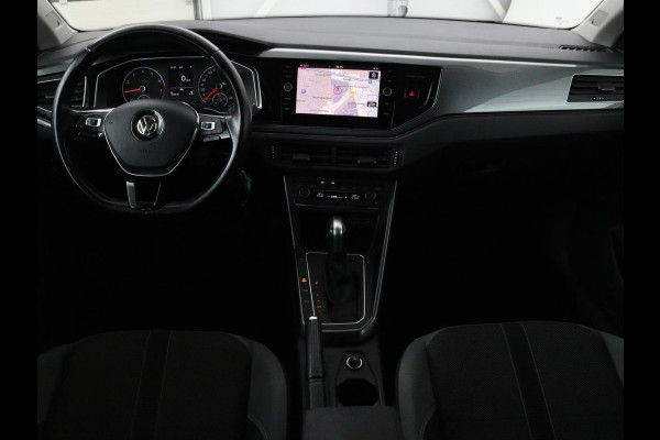 Volkswagen Polo 1.0 TSI R Line | Panoramadak | Stoelverwarming | Adaptive cruise | Climate control | Park Assist | Carplay | Navigatie
