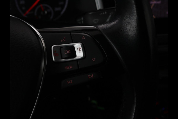 Volkswagen Polo 1.0 TSI R Line | Panoramadak | Stoelverwarming | Adaptive cruise | Climate control | Park Assist | Carplay | Navigatie