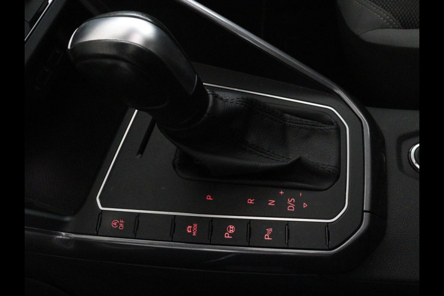 Volkswagen Polo 1.0 TSI R Line | Panoramadak | Stoelverwarming | Adaptive cruise | Climate control | Park Assist | Carplay | Navigatie